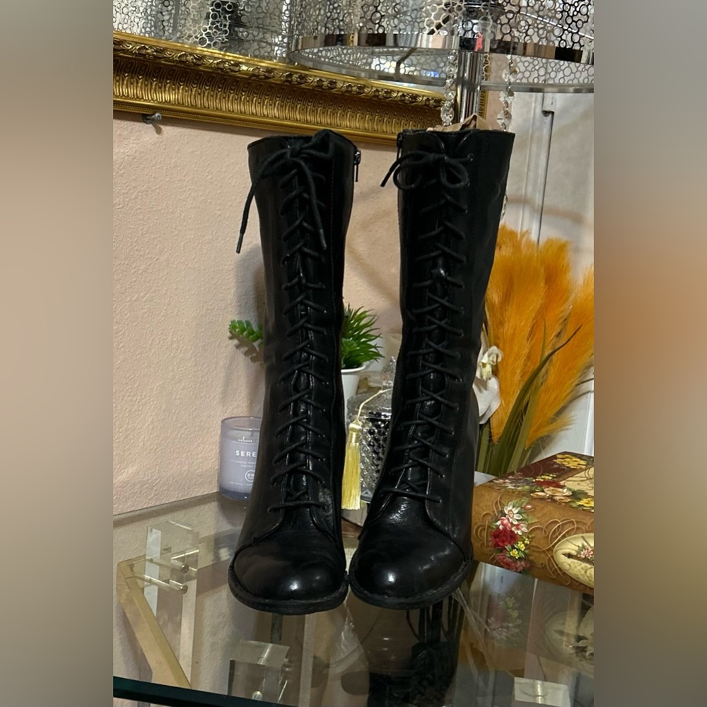 Vintage Born Black Leather Granny Lace Up Boots Size 9.5 - Picture 2 of 13